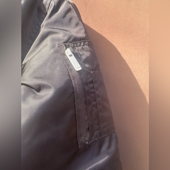 Jordan reversible jacket Boys 13-15 years 
Pit to pit: 20”
Length: 25” - Picture 6 of 13